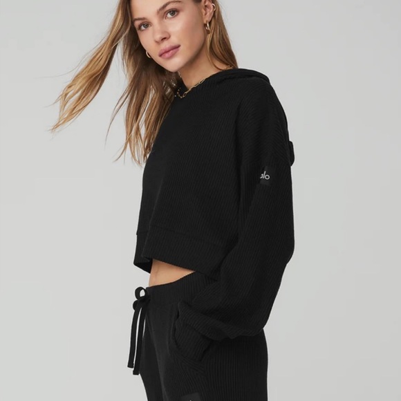 ALO Yoga Tops - Alo Yoga Muse Black Cropped Hoodie S
